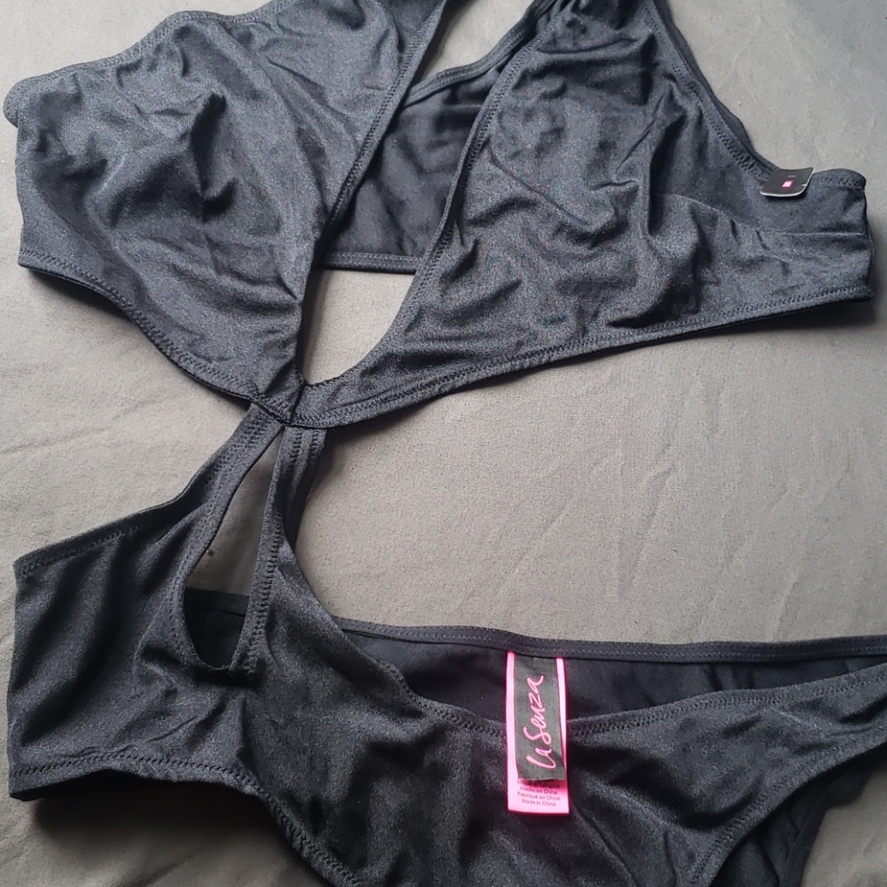 LA Senza black cutout bodysuit or swimsuit - Picture 7 of 8